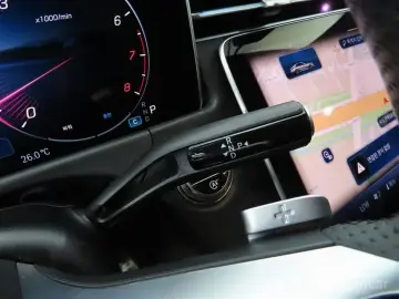 2025 Mercedes-Benz E-Класс с пробегом 13 003 км