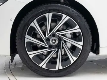 2025 Mercedes-Benz E-Класс с пробегом 1 142 км