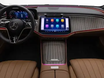 2025 Mercedes-Benz E-Класс с пробегом 1 142 км