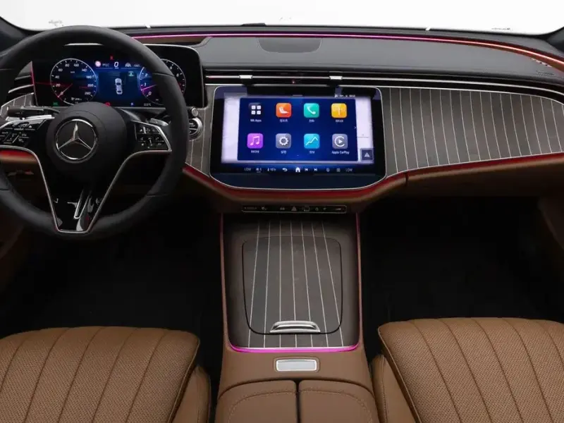 2025 Mercedes-Benz E-Класс с пробегом 1 142 км