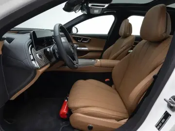 2025 Mercedes-Benz E-Класс с пробегом 1 142 км