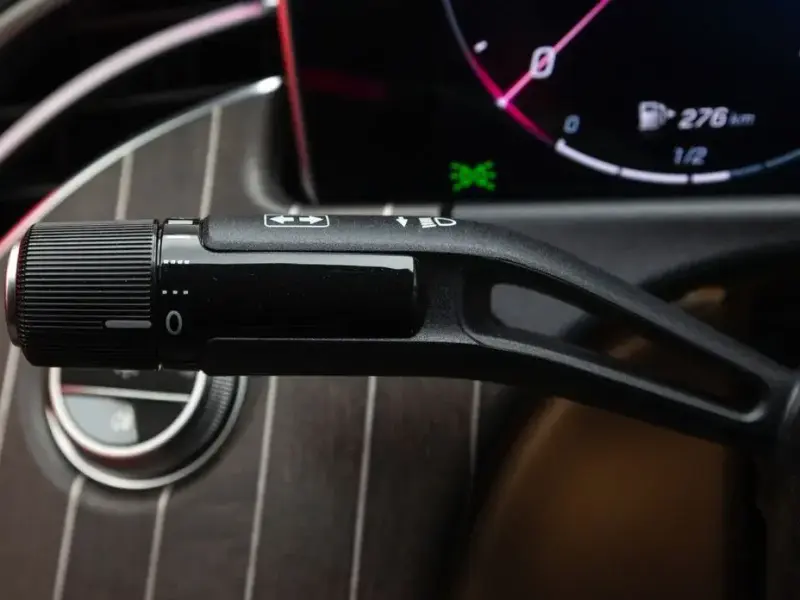 2025 Mercedes-Benz E-Класс с пробегом 1 142 км