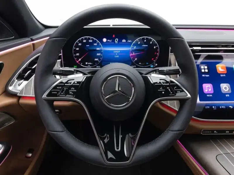 2025 Mercedes-Benz E-Класс с пробегом 1 142 км