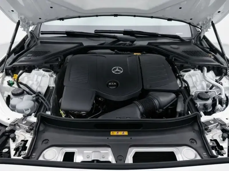2025 Mercedes-Benz E-Класс с пробегом 9 731 км