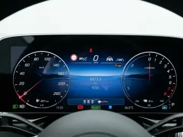 2025 Mercedes-Benz E-Класс с пробегом 9 731 км