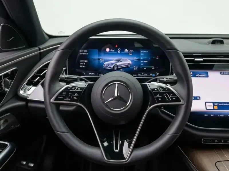 2025 Mercedes-Benz E-Класс с пробегом 9 731 км