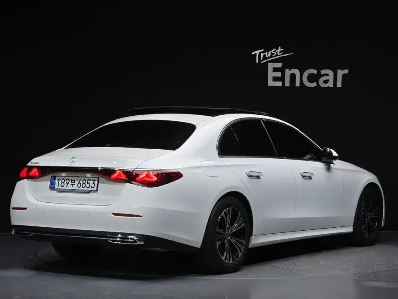 2025 Mercedes-Benz E-Класс с пробегом 6 380 км