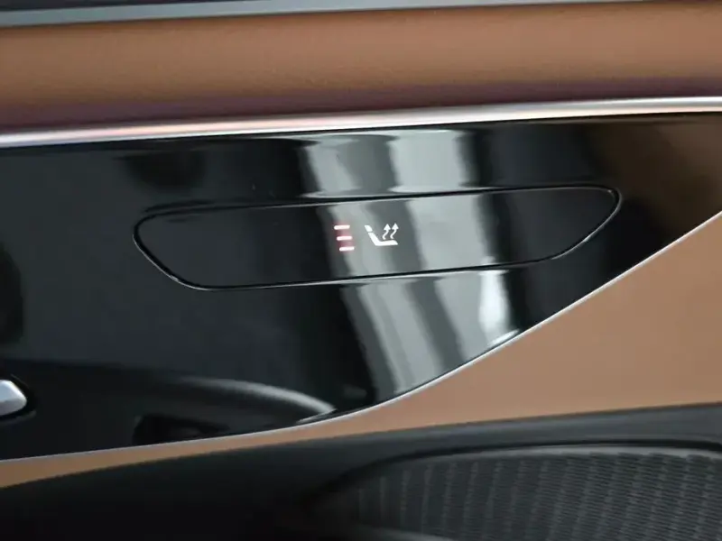 2025 Mercedes-Benz E-Класс с пробегом 6 380 км