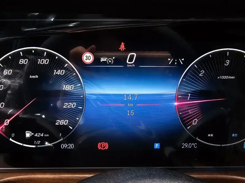 2026 Mercedes-Benz G-Класс с пробегом 15 км