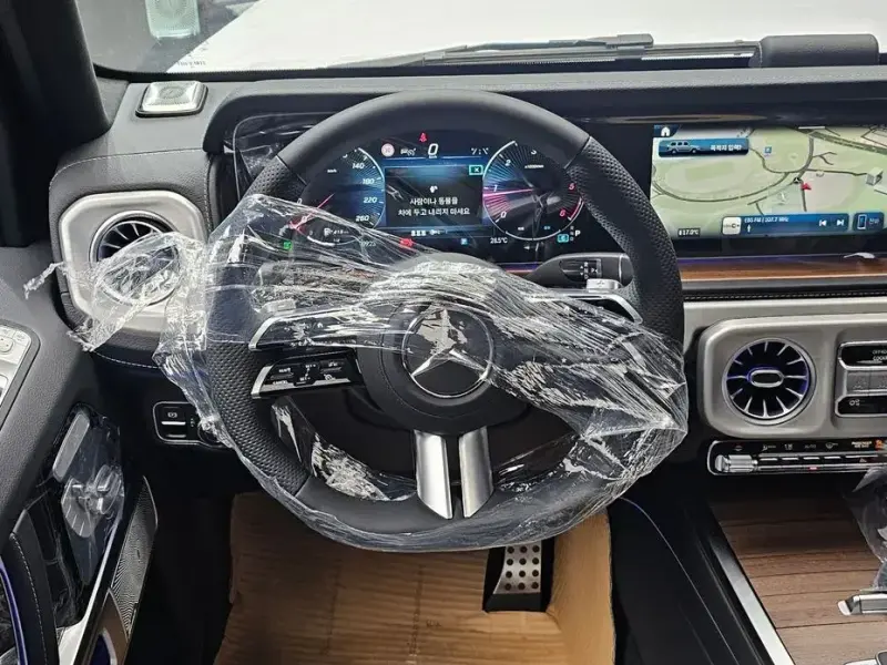 2026 Mercedes-Benz G-Класс с пробегом 15 км