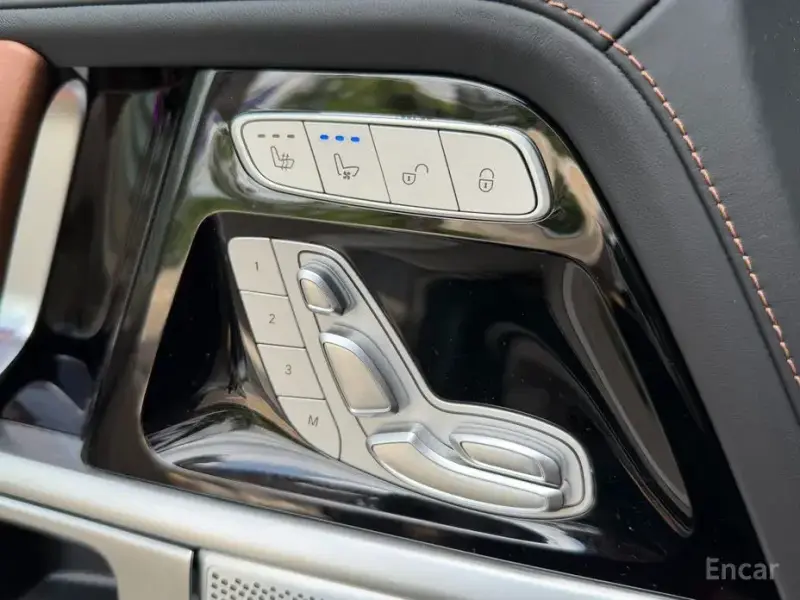 2023 Mercedes-Benz G-Класс с пробегом 12 900 км
