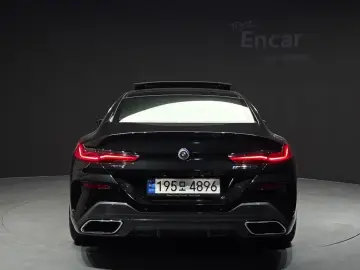 2022 BMW 8 серии с пробегом 107 496 км