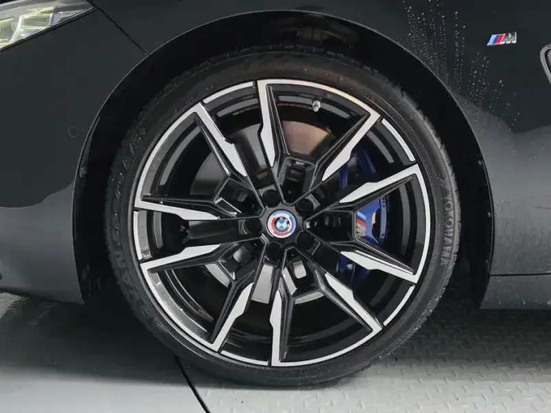2022 BMW 8 серии с пробегом 107 496 км