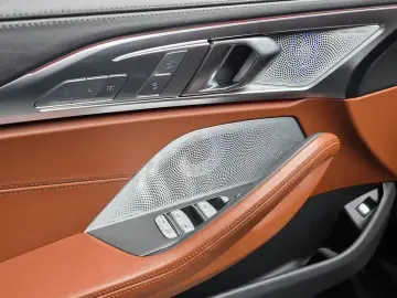 2022 BMW 8 серии с пробегом 107 496 км