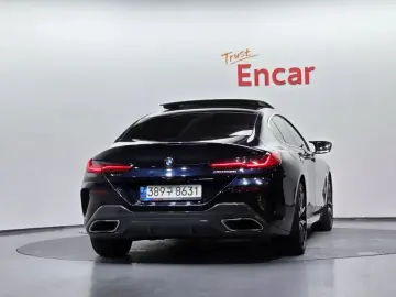 2021 BMW 8 серии с пробегом 106 785 км