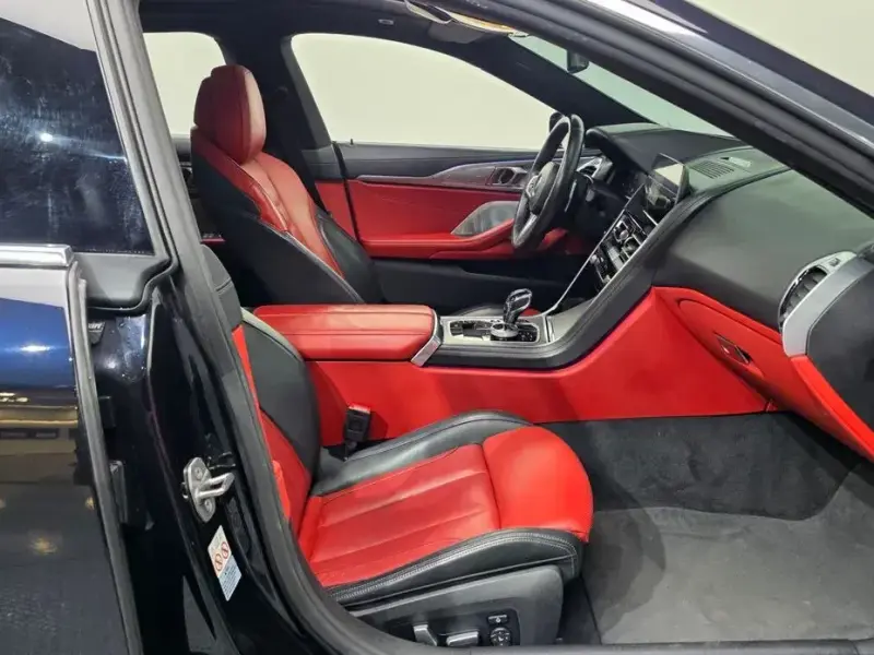2021 BMW 8 серии с пробегом 106 785 км
