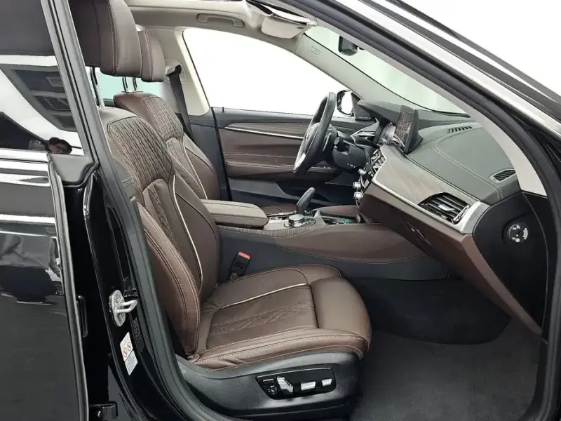 2023 BMW 6 серии с пробегом 37 683 км