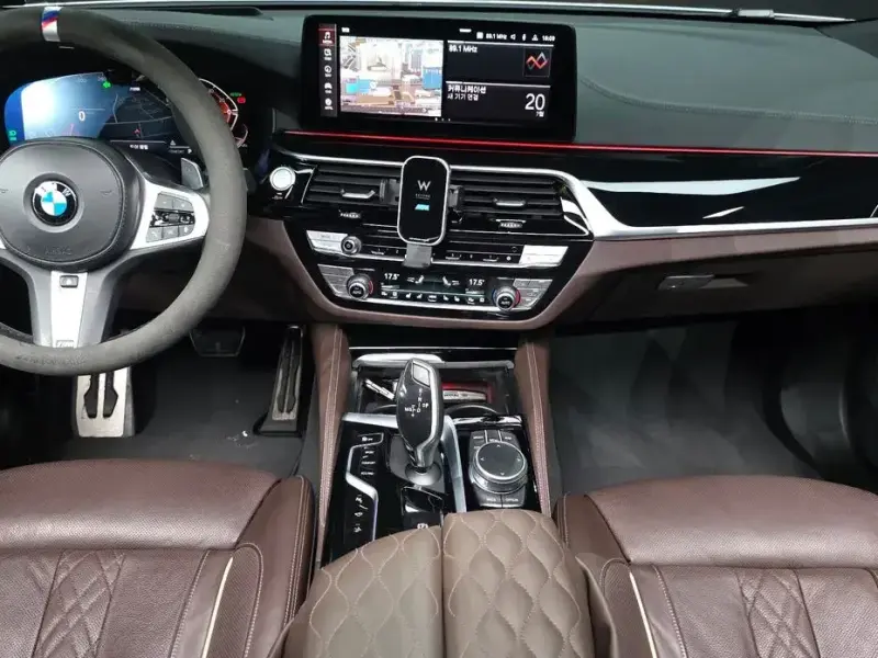 2021 BMW 6 серии с пробегом 86 828 км