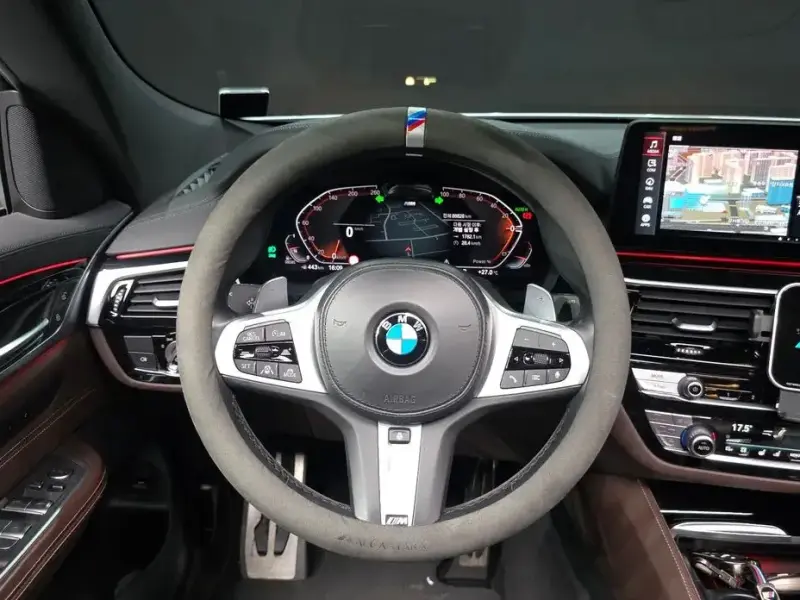 2021 BMW 6 серии с пробегом 86 828 км