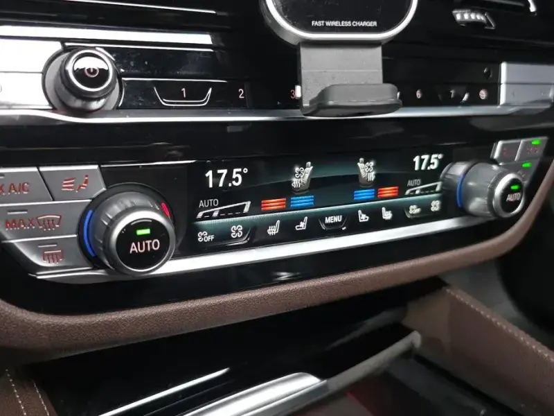 2021 BMW 6 серии с пробегом 86 828 км