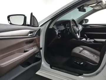 2022 BMW 6 серии с пробегом 53 530 км