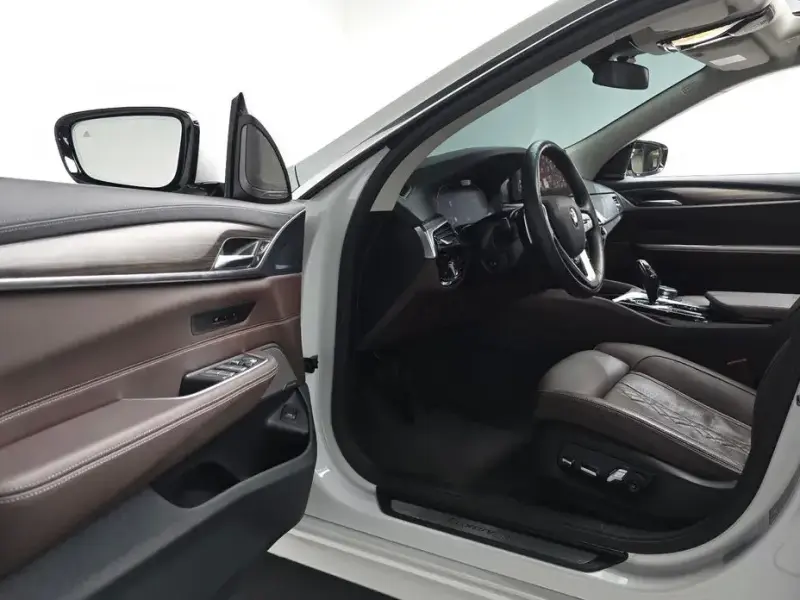 2022 BMW 6 серии с пробегом 53 530 км