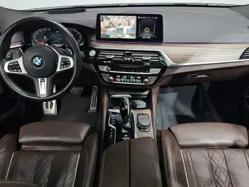 2020 BMW 6 серии с пробегом 140 259 км