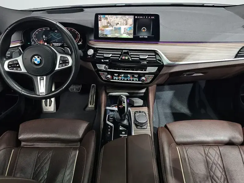 2020 BMW 6 серии с пробегом 140 259 км