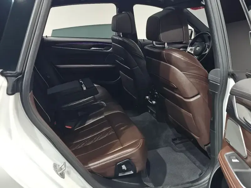 2020 BMW 6 серии с пробегом 140 259 км