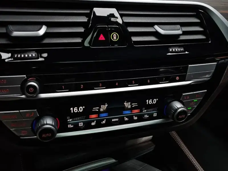 2020 BMW 6 серии с пробегом 140 259 км