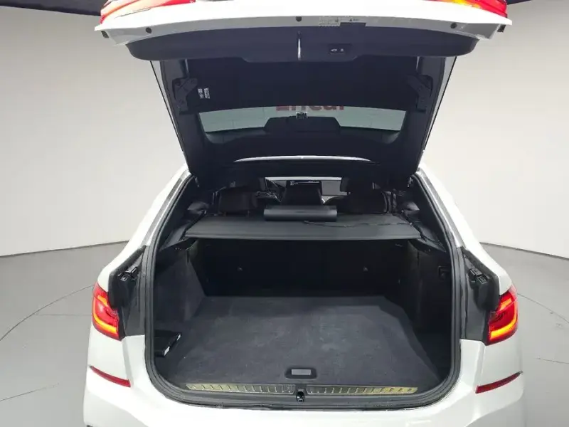 2020 BMW 6 серии с пробегом 140 259 км