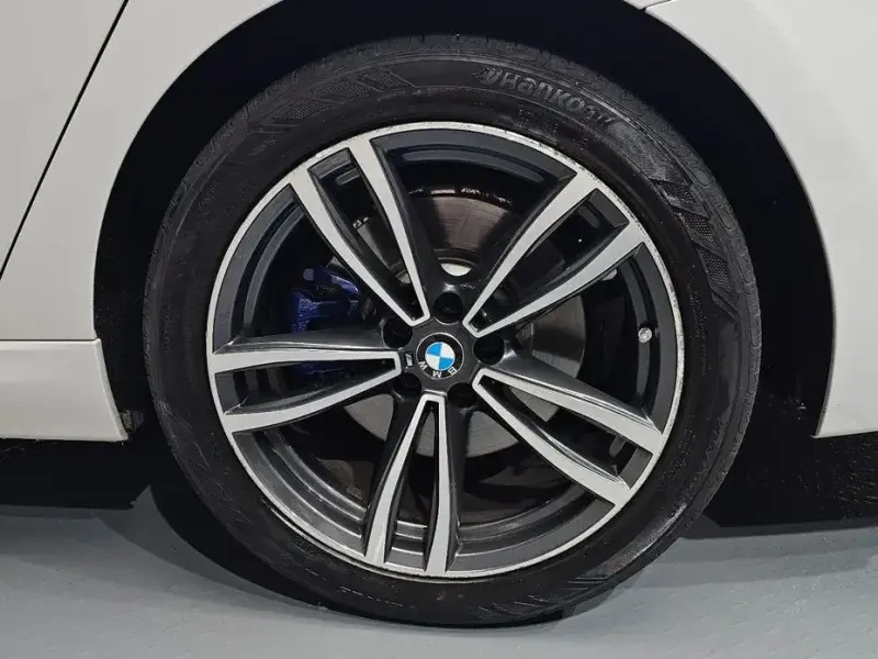 2020 BMW 6 серии с пробегом 140 259 км