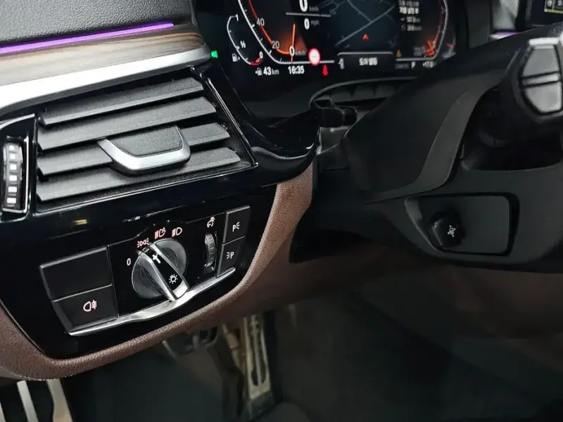 2020 BMW 6 серии с пробегом 140 259 км