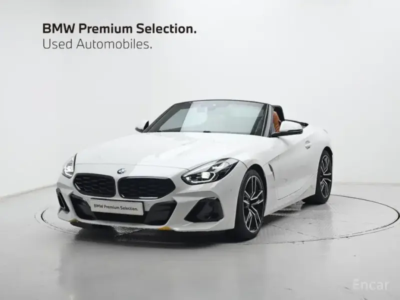 2025 BMW Z4 с пробегом 9 885 км