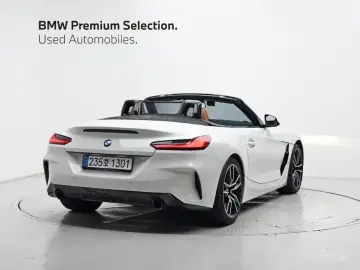 2025 BMW Z4 с пробегом 9 885 км
