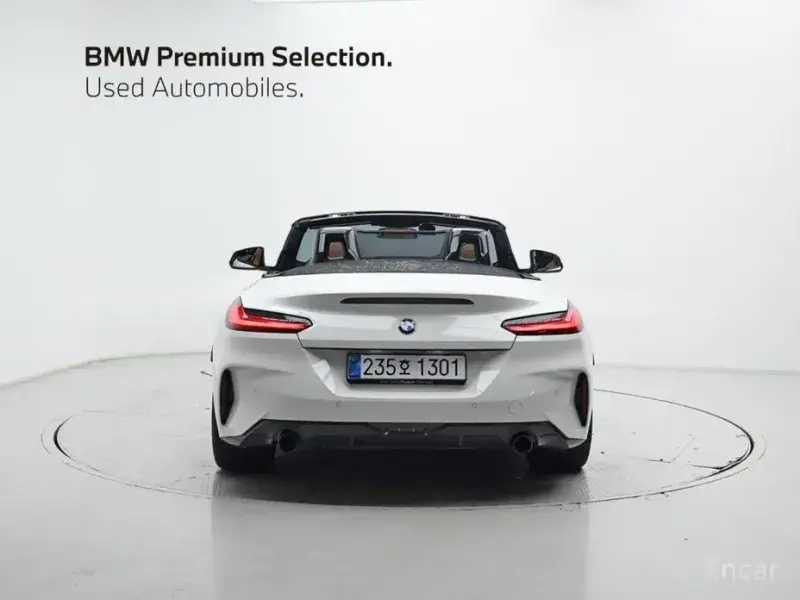 2025 BMW Z4 с пробегом 9 885 км