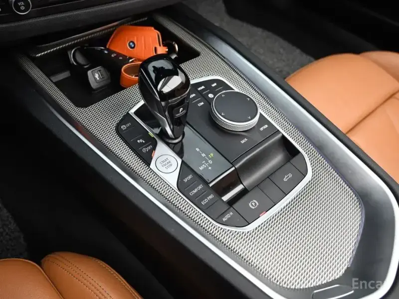 2025 BMW Z4 с пробегом 9 885 км