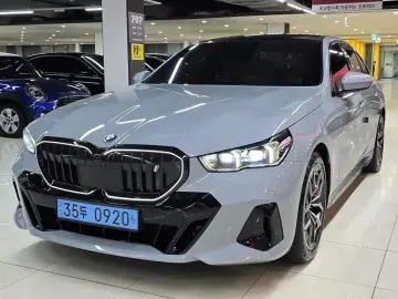 BMW i5