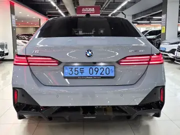 2026 BMW i5 с пробегом 15 820 км