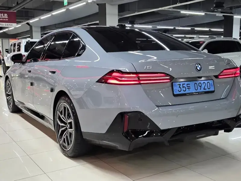 2026 BMW i5 с пробегом 15 820 км