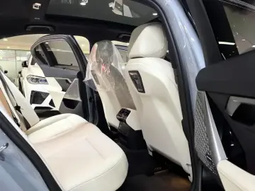 2026 BMW i5 с пробегом 15 820 км