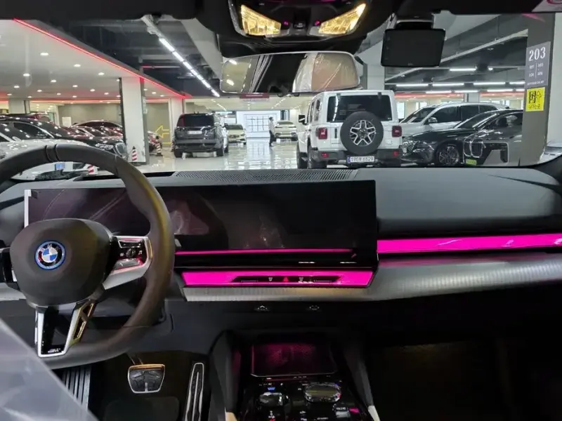 2026 BMW i5 с пробегом 15 820 км