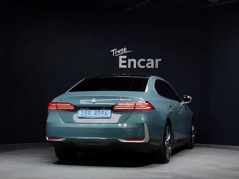 2024 BMW i5 с пробегом 51 623 км