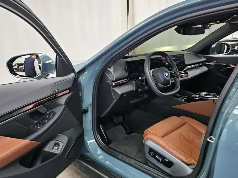 2024 BMW i5 с пробегом 51 623 км