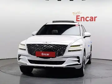 2023 Genesis GV80 с пробегом 75 242 км