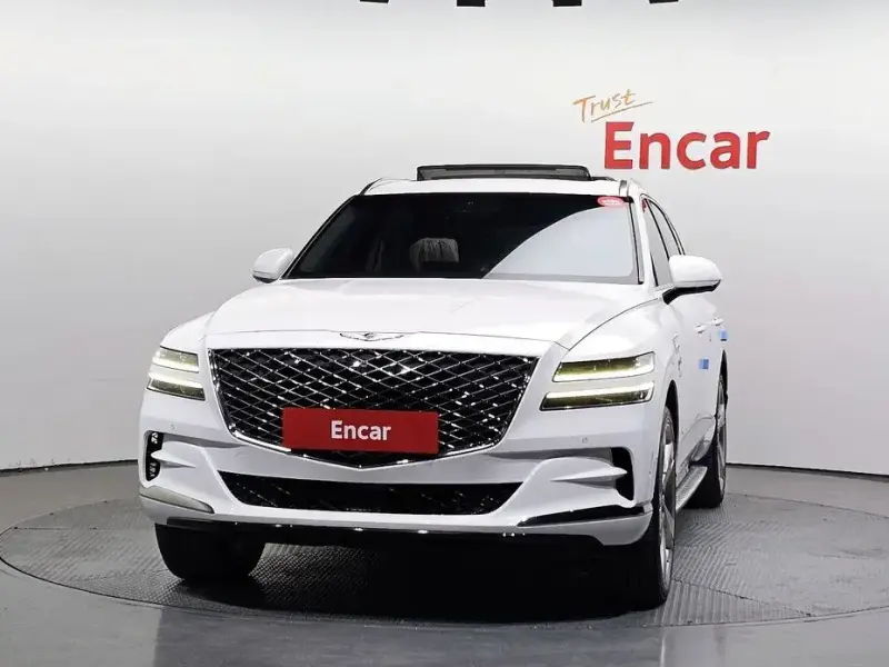 2023 Genesis GV80 с пробегом 75 242 км