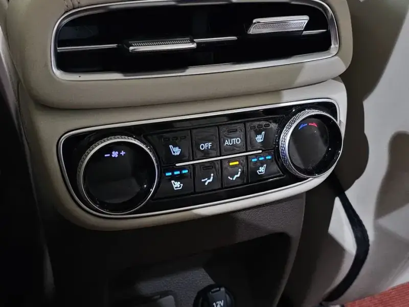 2023 Genesis GV80 с пробегом 75 242 км