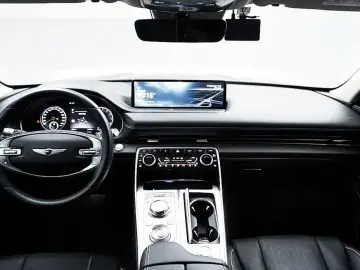 2023 Genesis GV80 с пробегом 21 267 км