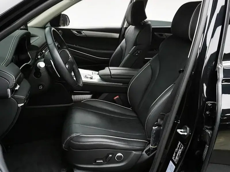 2023 Genesis GV80 с пробегом 21 267 км
