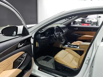 2019 Kia K7 с пробегом 72 849 км